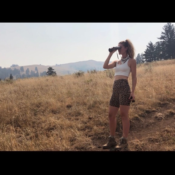 Meet your Posher, Sarah - Picture 1 of 5